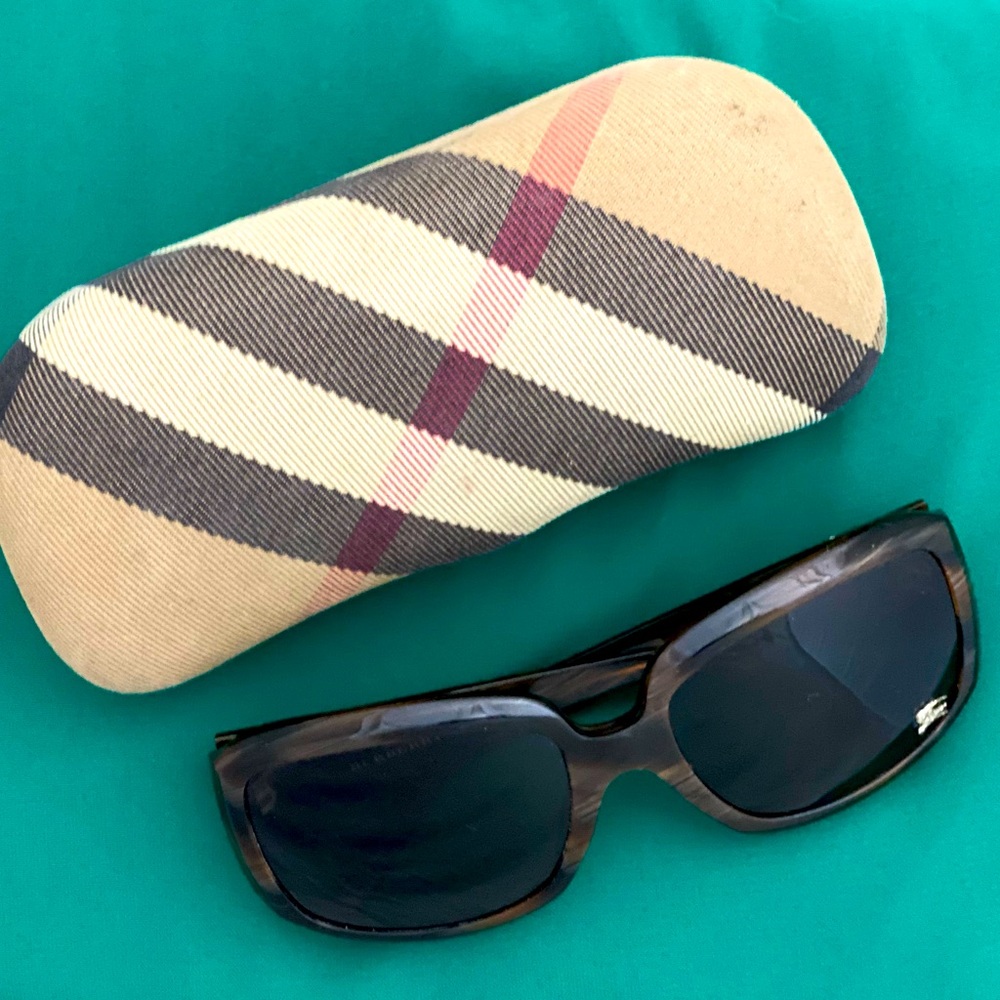 Burberry sunglasses